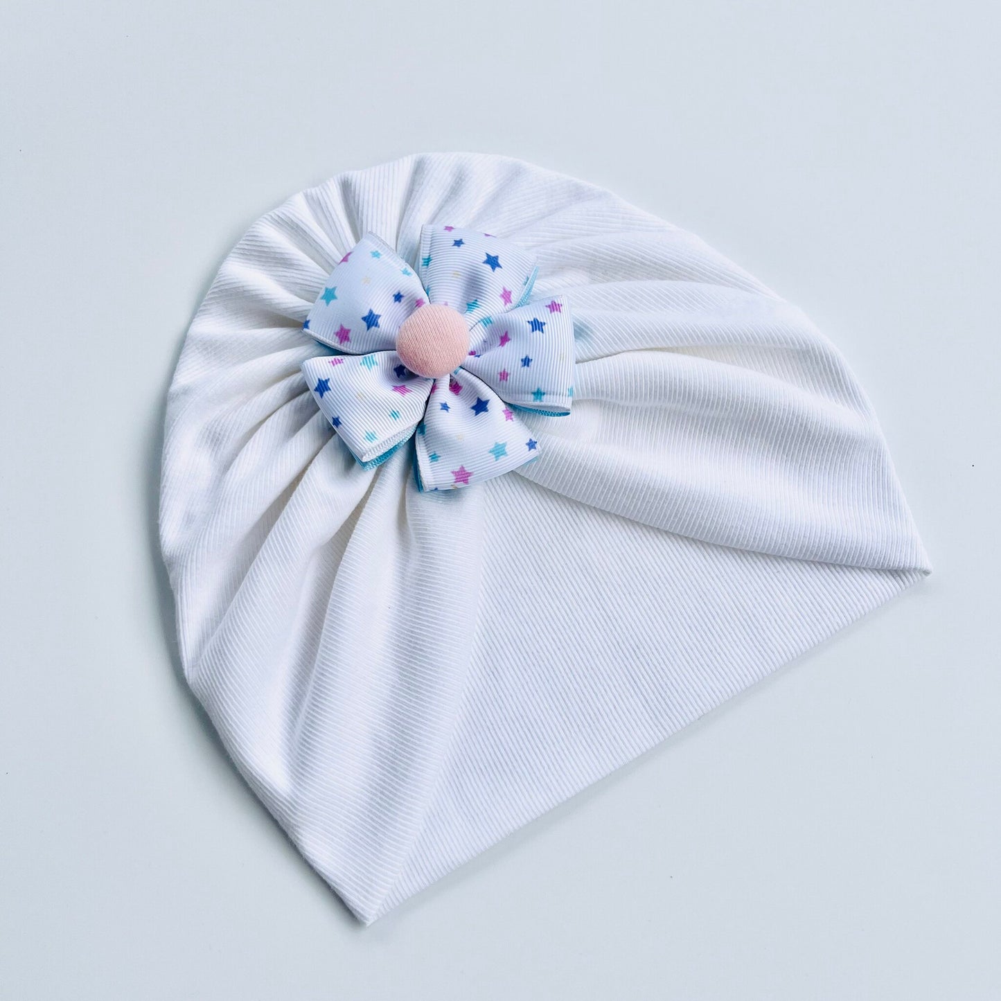 Twinkling Stars Ribbon Flower White Turban Hat